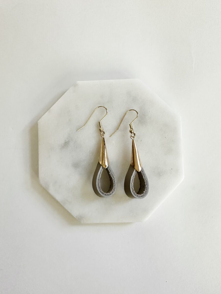 leather loop earrings - Image 4