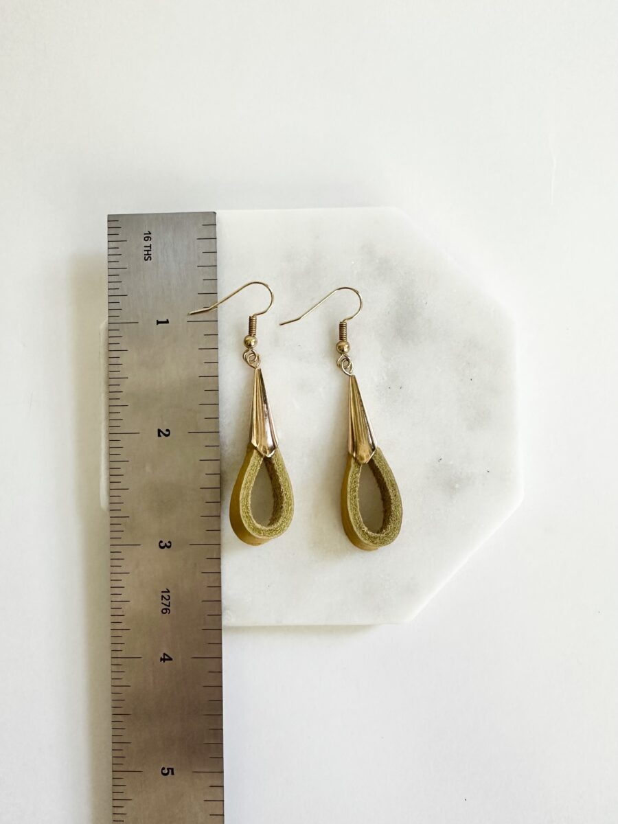 leather loop earrings - Image 14